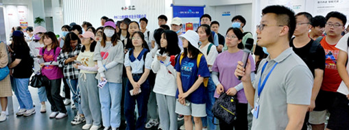 ?安徽理工大學(xué)地球與環(huán)境學(xué)院水科學(xué)與工程系師生走進中水三立參觀學(xué)習
